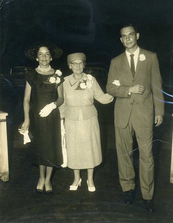 16-1 Kitty Bruce, Grandmother Bruce & Doug Bruce.jpg